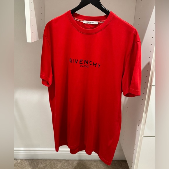 GIVENCHY Red T-Shirt